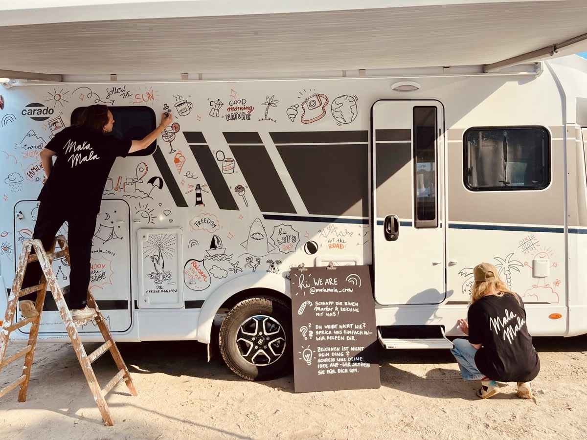 MalaMala Crew bemalt ein Carado-Wohnmobil
